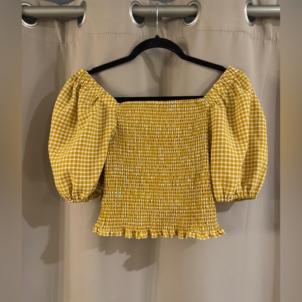 BB Dakota Yellow Gingham Smocked Puff-Sleeve Top